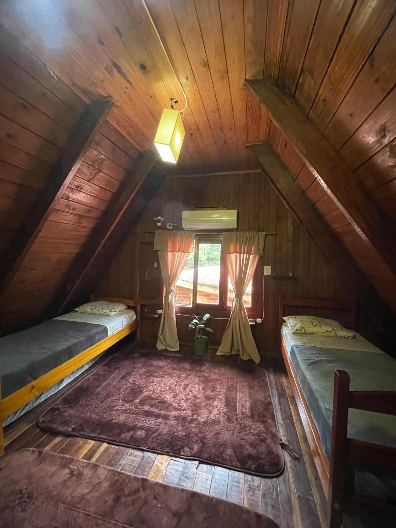 Bungalow Hostel Iguazu Puerto Iguazu Ngoại thất bức ảnh